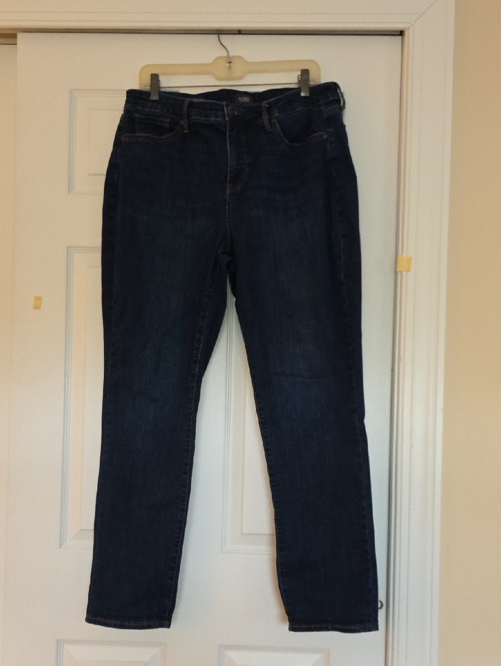 NYDJ Women's Straight Leg Jeans in Dark Blue Indigo